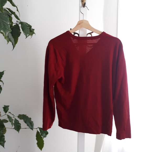 ❤ 3/30$- Red cardigan bought in paris - Picture 2 of 2
